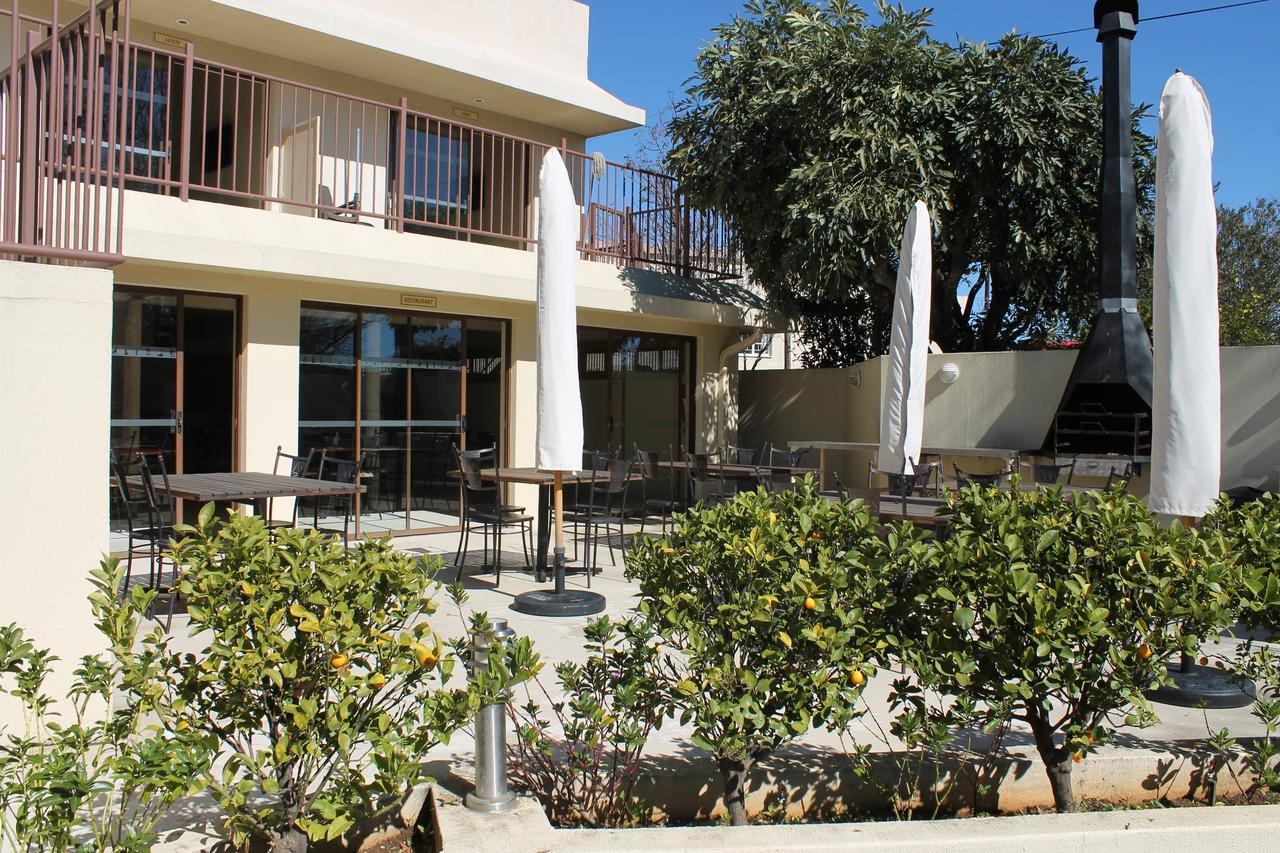 Pyramids Motel 3*